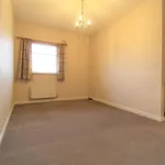 Rent 2 bedroom flat in Yorkshire And The Humber