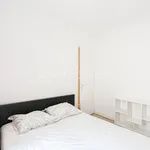 Appartement de 69 m² avec 2 chambre(s) en location à Paris