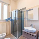 Rent 1 bedroom apartment of 40 m² in Saronno