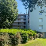 Appartement de 68 m² avec 4 chambre(s) en location à SAINT YAN