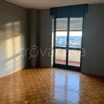 Rent 3 bedroom apartment of 100 m² in Somma Lombardo