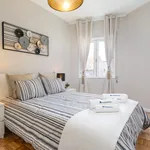 Rent 3 bedroom apartment of 120 m² in Porto