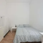 Rent a room in lisbon