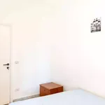 Rent 4 bedroom apartment in Rome