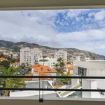 Rent 2 bedroom apartment of 97 m² in Funchal