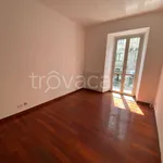 Rent 2 bedroom apartment of 52 m² in Milano