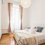 Rent 3 bedroom apartment of 90 m² in rome