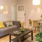 Rent 4 bedroom apartment in Madrid