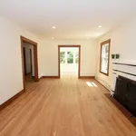 Rent 4 bedroom house of 298 m² in Westchester