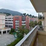 Rent 3 bedroom apartment of 68 m² in Menton