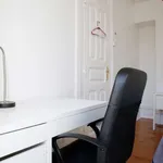 Rent a room of 170 m² in lisbon