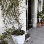 Rent 2 bedroom apartment of 100 m² in Νησί