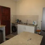 Rent 2 bedroom house in Roodepoort