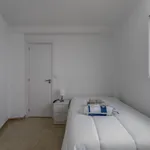 Rent 4 bedroom apartment in Valencia