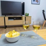 Rent 2 bedroom apartment of 60 m² in Valencia