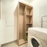 Pronajměte si 2 ložnic/e byt o rozloze 61 m² v Praha