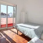 Rent a room in lisbon