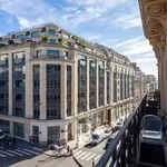 Rent 7 bedroom apartment of 269 m² in Paris