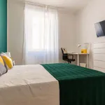 Rent a room in Turin