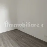 Affitto 2 camera appartamento di 60 m² in Novara