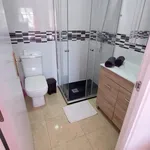 Rent 4 bedroom apartment in Valencia