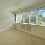 Rent 3 bedroom flat in South East England