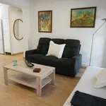 Alquilo 2 dormitorio apartamento de 60 m² en Valencia