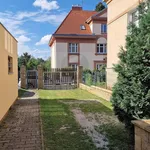 Pronajměte si 3 ložnic/e byt o rozloze 75 m² v Capital City of Prague