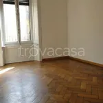 Rent 4 bedroom apartment of 100 m² in Milano