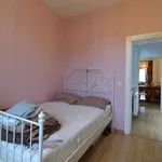 Rent 1 bedroom apartment of 65 m² in brussels