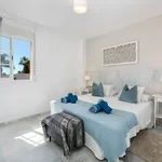 Rent 2 bedroom apartment of 1001 m² in Marbella