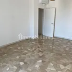 Rent 4 bedroom apartment of 100 m² in Varese