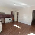 Rent 4 bedroom apartment of 108 m² in Caldas da Rainha