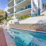 Rent 3 bedroom apartment in Coolangatta