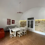 Rent 5 bedroom house of 160 m² in Terrasini