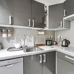 Rent 2 bedroom apartment of 35 m² in paris