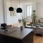 Appartement de 118 m² avec 4 chambre(s) en location à Valence