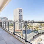 Rent 1 bedroom apartment of 131 m² in Portimão