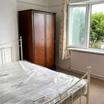 Rent 3 bedroom house in Wales