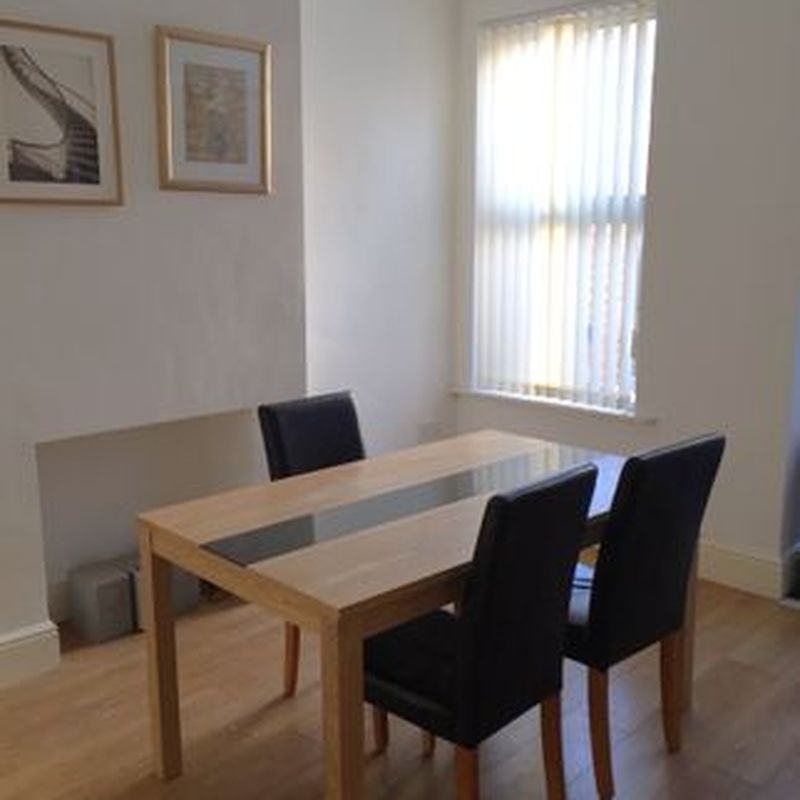 Room to rent in Chippinghouse Road, Sheffield S8 Sharrow