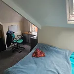 Rent 8 bedroom house in Leeds