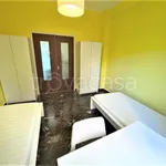 Rent 4 bedroom apartment of 100 m² in Genova