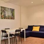 Rent 3 bedroom apartment in Valencia