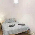 Rent 1 bedroom apartment of 80 m² in lisbon