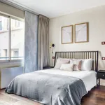 Appartement de 624 m² avec 1 chambre(s) en location à Paris