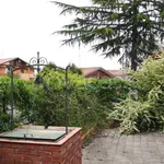 Rent 4 bedroom house of 140 m² in Nicolosi