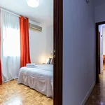 Alquilo 4 dormitorio apartamento de 110 m² en Madrid