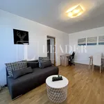 Rent 3 bedroom apartment of 75 m² in Bucuresti