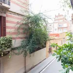 Rent 3 bedroom apartment of 67 m² in barcelona