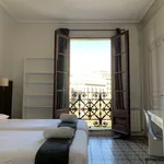 Rent a room of 140 m² in barcelona